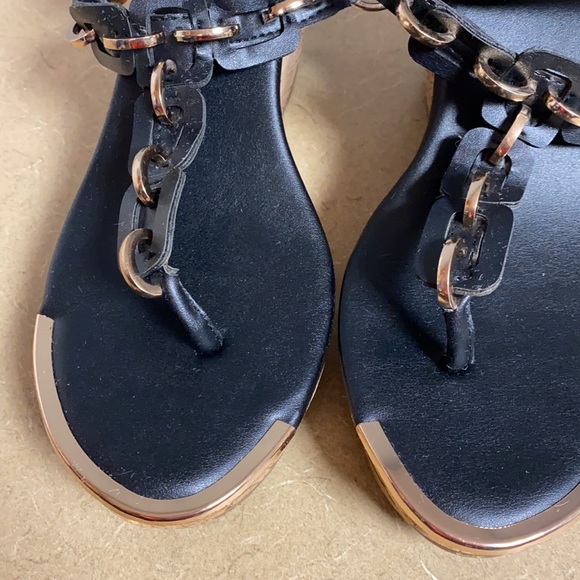 Maurices black/gold open toe heels with corkscrew. Size 8 4” heel - Picture 10 of 11